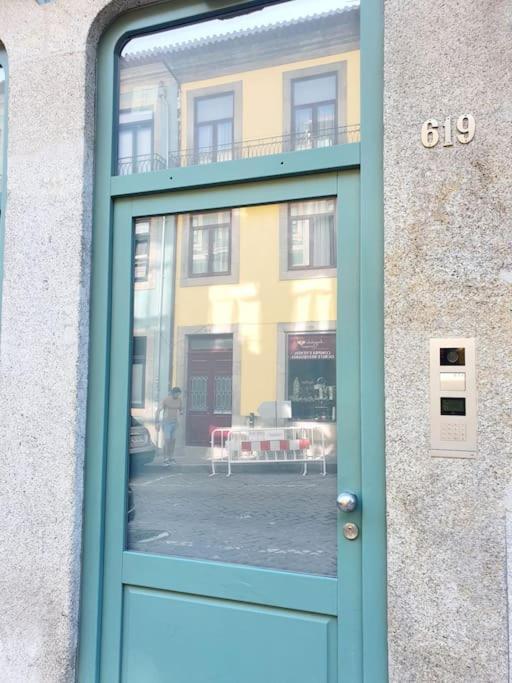 Famous Dreaming Studio Porto Exterior foto